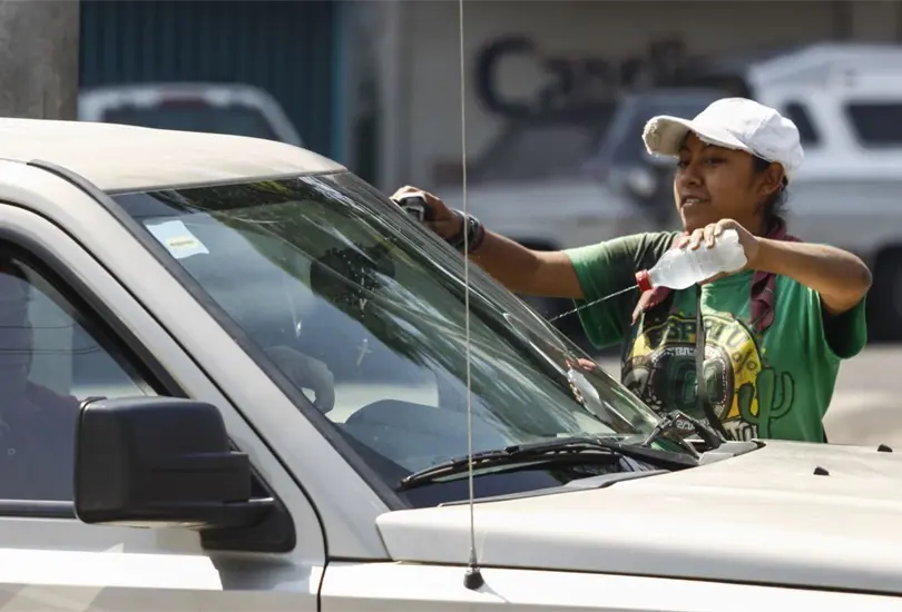 ¿Cuánto gana un limpiaparabrisas en un día de trabajo? ¿Cuánto gana un limpiaparabrisas en un día de trabajo?