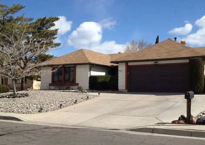 La casa de los White se ubica en el 3828 de Piermont Drive, en Albuquerque. 