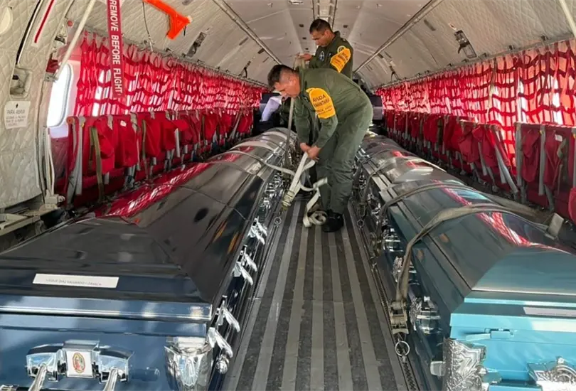 Uno de los tres vuelos realizados por las autoridades mexicanas para repatriar los cuerpos de inmigrantes.