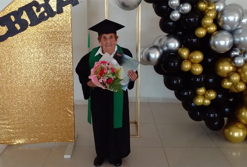 Irma Gloria Esquivel se gradu&oacute; del bachillerato en el Centro Bachillerato Tecnol&oacute;gico Agropecuario.