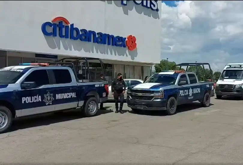 La pelea dej&oacute; un saldo de varios detenidos, algunos de ellos con lesiones leves y da&ntilde;os colaterales a las instalaciones del cine
