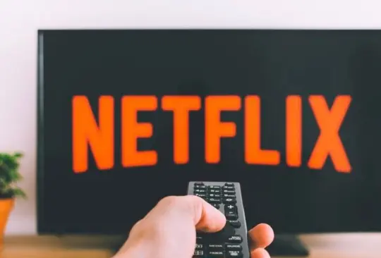 Netflix cobrará por compartir compartir la contraseña. 