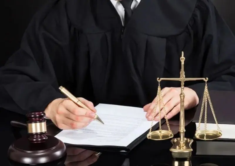 Libra | Profesiones relacionadas con la conciliaci&oacute;n