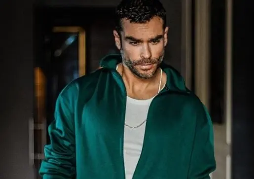 Interpret&oacute; a Diego Garc&iacute;a, quien era el hermano de Charly, y tambi&eacute;n actor en la telenovela "Amor ciego".