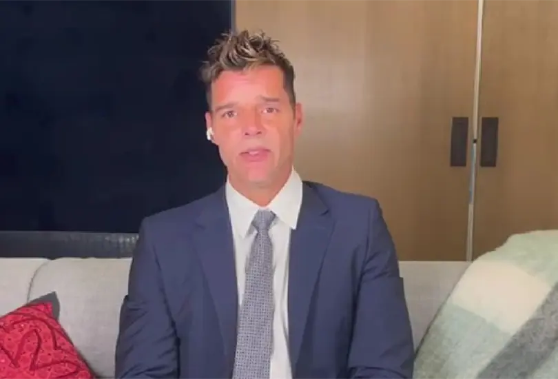 Ricky Martin se defiende