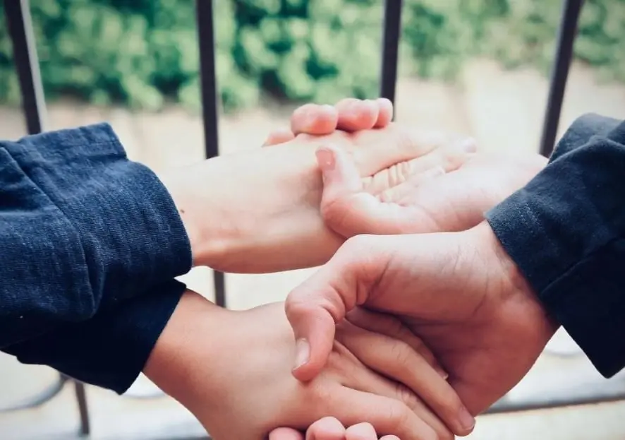 Su elemento es el Aire, por lo que es equilibrado y siempre busca la belleza, la armon&iacute;a y la justicia.