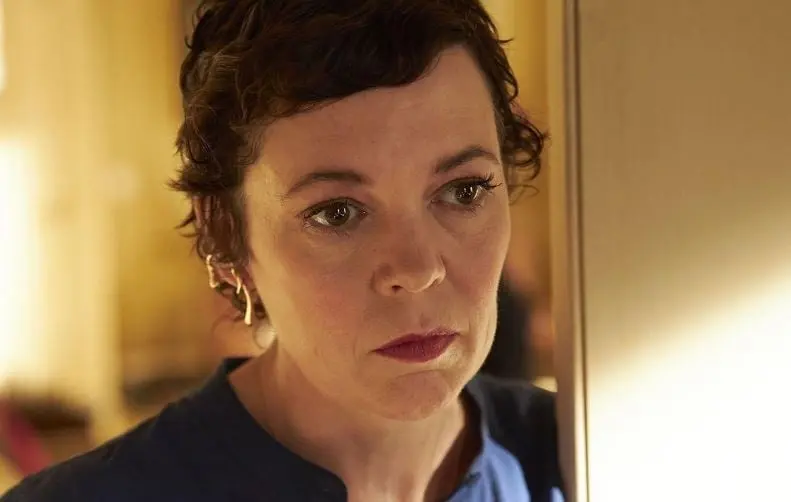 Interpret&oacute; a Anna Crowe, la esposa de Malcolm.