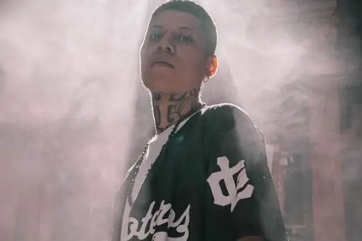  Actualmente, promueve el rap independiente. "Yo hago mi m&uacute;sica para llevarla lejos y ense&ntilde;arles c&oacute;mo vivimos la vida aqu&iacute;, en el barrio. Voy a llevar lejos al hip-hop y rap de mi barrio", dijo en una entrevista para "WARP".