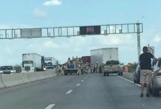 Bloqueos en Altar, Sonora, durante los enfrentamientos entre sicarios y las fuerzas de seguridad.