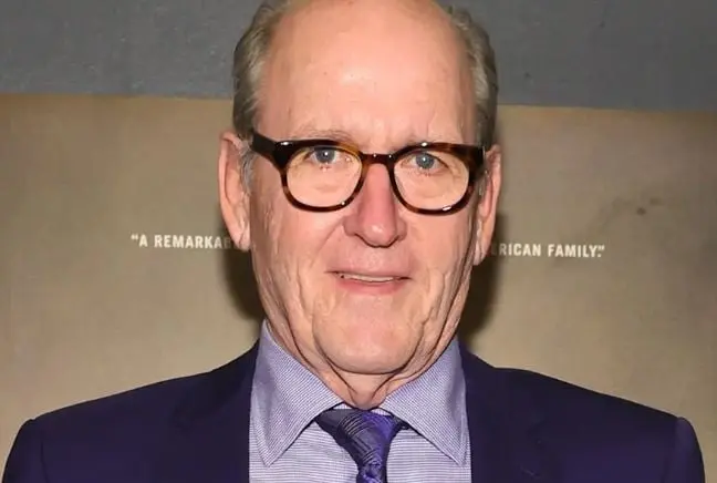 Era un amigo de Elizabeth, a quien conoci&oacute; durante sus estancia en la India.