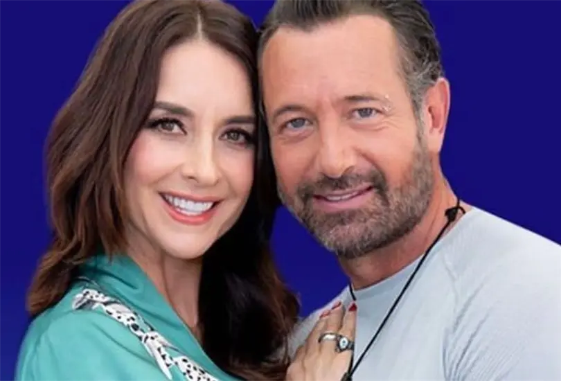 La historia es un remake de una telenovela chilena. 