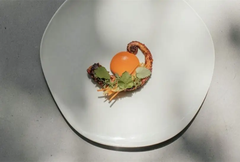 Ya se public&oacute; la lista de The World&acute;s 50 Best 2022, del puesto 50 al 100, y aunque ser&aacute; hasta mediados de mes cuando se d&eacute; a conocer el listado completo, te mostramos los restaurantes de M&eacute;xico que suelen integrarse a &eacute;ste y cu&aacute;nto cuesta comer en ellos.