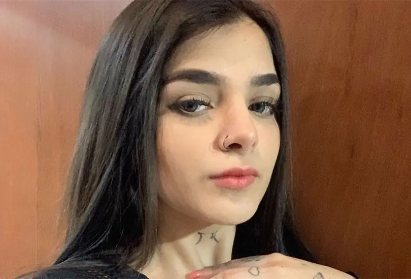La modelo de OnlyFans se defendió ante la ola de criticas que ha recibido en los últimos días por su peso y hasta por su forma de caminar La modelo de OnlyFans se defendió ante la ola de criticas que ha recibido en los últimos días por su peso y hasta por su forma de caminar
