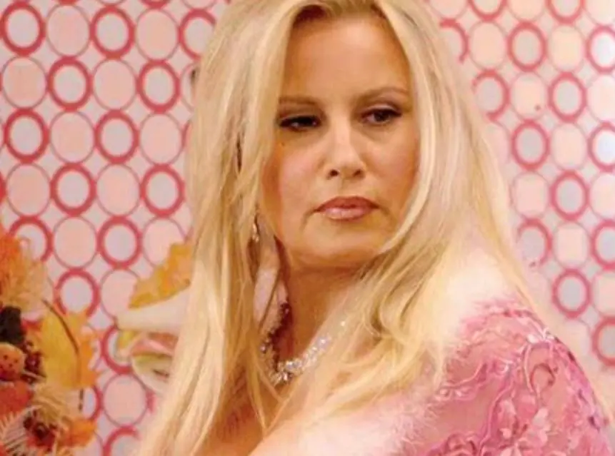 Era la encargada del restaurante y amiga de Sam.