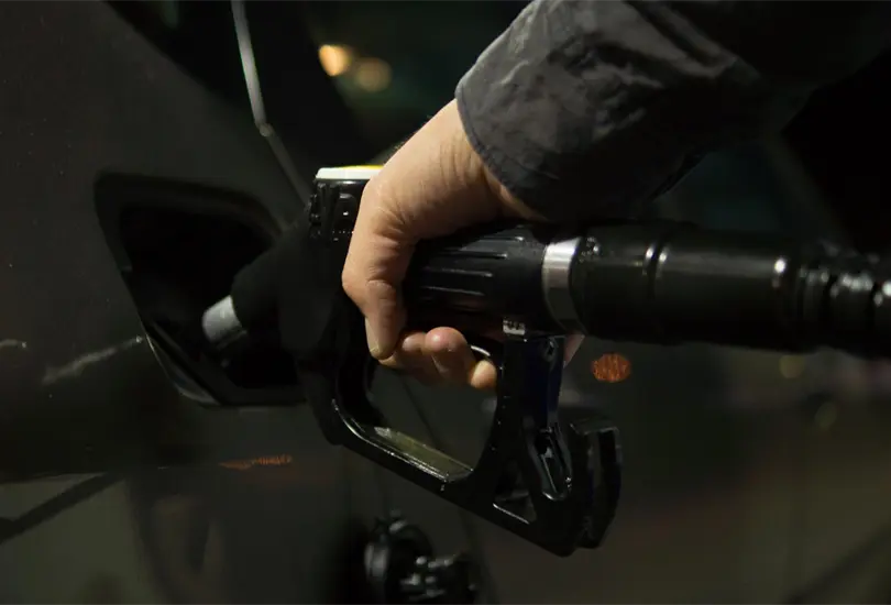 El SAT permite a los contribuyentes deducir el pago de gasolina, sin embargo, deben cumplir con estos requisitos 