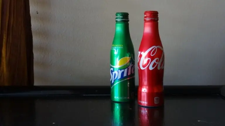 Los refrescos de Coca-Cola son una fuente excesiva de azúcares. Foto: Pixabay