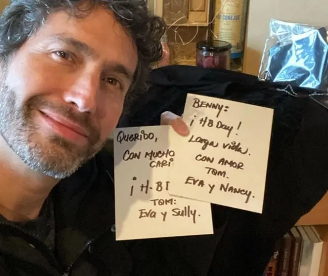 Actualmente tiene 51 años y ha incursionado en la música, el mundo de la actuación y la composición.