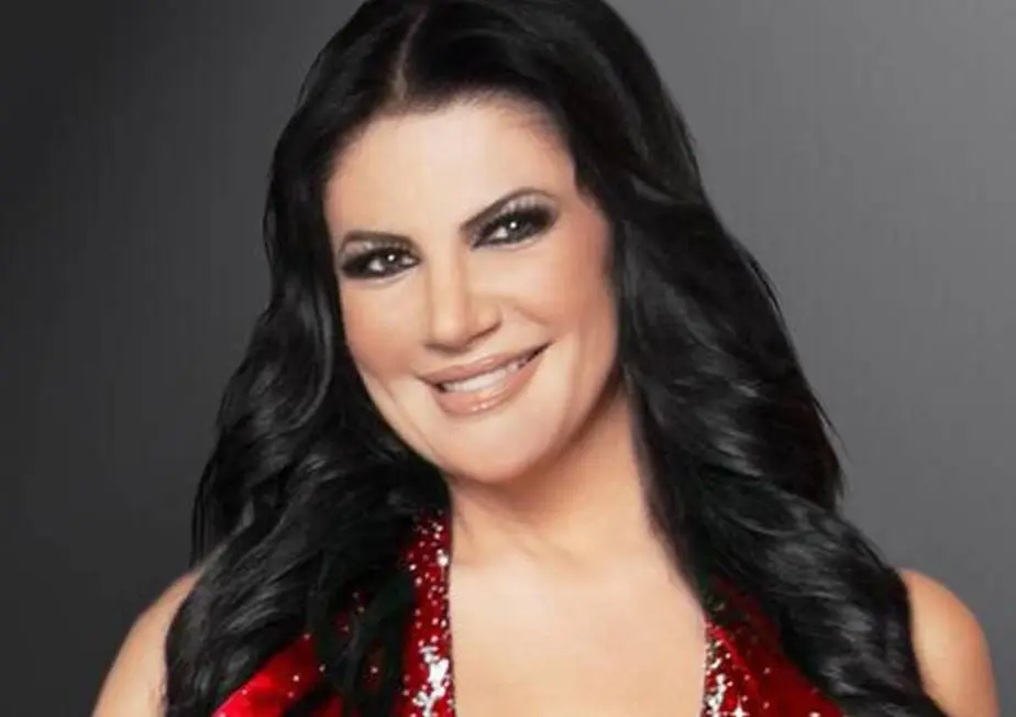 Alejandra Ávalos | Actriz y cantante 