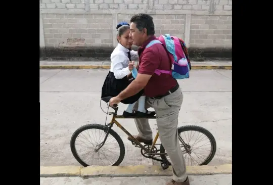 El abuelito quería ir en taxi pero ella no quiso