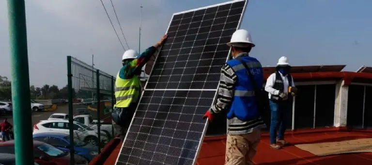 La planta solar tendría una vida de 25 años. Foto: Twitter (@Claudiashein).
