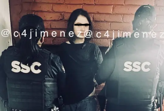 La madre de Karla, Paola Georgina, firmó una una carta ante la Fiscalía General de Justicia de la CDMX en donde se comprometió a que su hija respetaría a la familia de una joven a quien atacó con un desarmador La madre de Karla, Paola Georgina, firmó una una carta ante la Fiscalía General de Justicia de la CDMX en donde se comprometió a que su hija respetaría a la familia de una joven a quien atacó con un desarmador