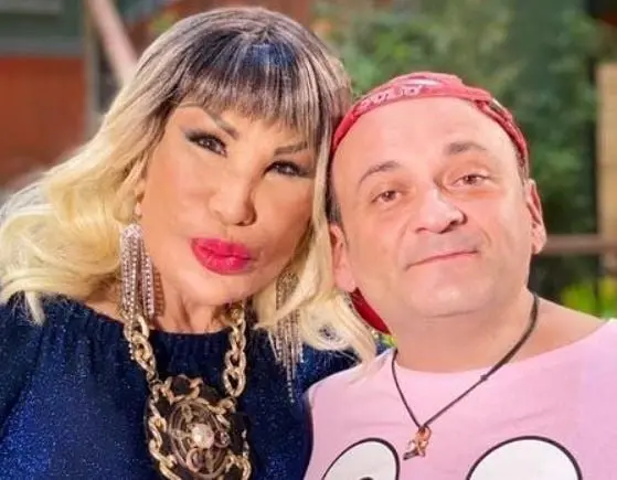 Y en 2021 tuvo una participaci&oacute;n especial en la serie "Vecinos".