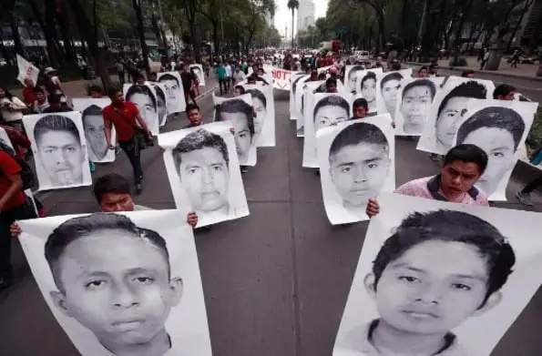 Autoridades pudieron impedir la desaparición de los 43 normalistas, pero no lo hicieron. Autoridades pudieron impedir la desaparición de los 43 normalistas, pero no lo hicieron.