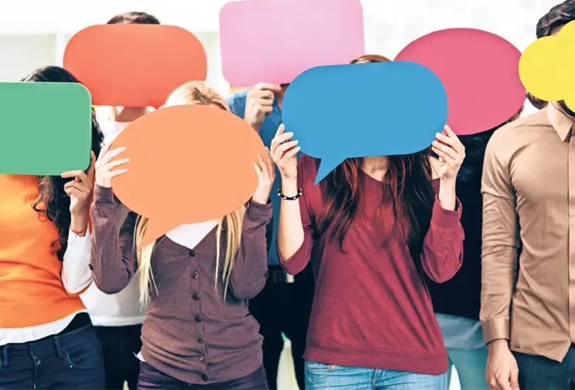 Nombrar a "los j&oacute;venes" de forma gen&eacute;rica, sin reconocer que se trata de un ampl&iacute;simo grupo con necesidades y realidades tan heterog&eacute;neas, es una forma de no-nombrar a las personas j&oacute;venes. 