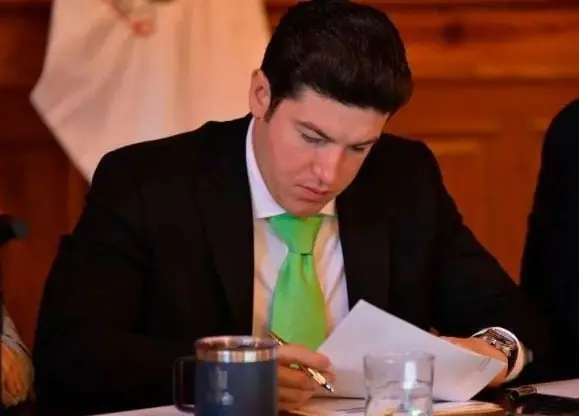  Es el actual gobernador de Nuevo León.