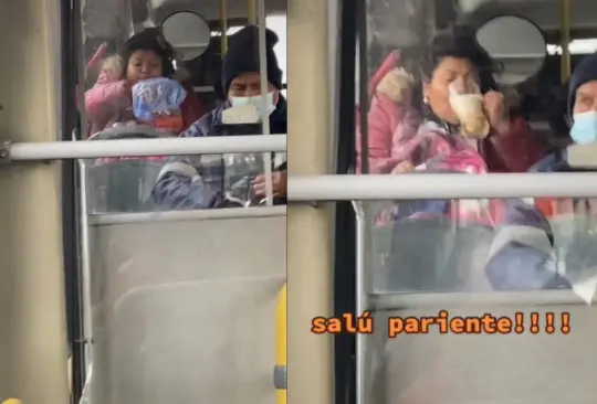 La mujer preparaba pacientemente su michelada mientras se dirigía a su destino en el transporte público La mujer preparaba pacientemente su michelada mientras se dirigía a su destino en el transporte público
