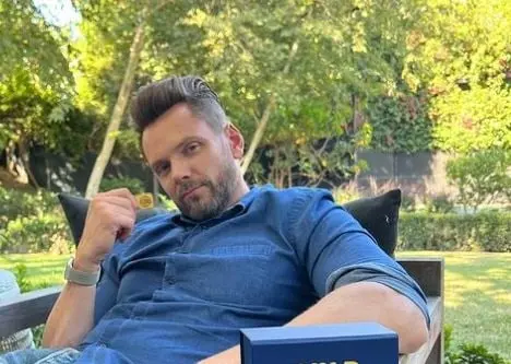 Era el exesposo de Lauren, un hombre que no se preocupaba por sus hijos ni pasaba tiempo con ellos.