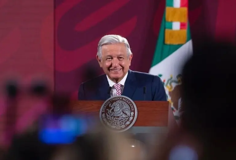 AMLO en una conferencia mañanera. Foto: Presidencia.