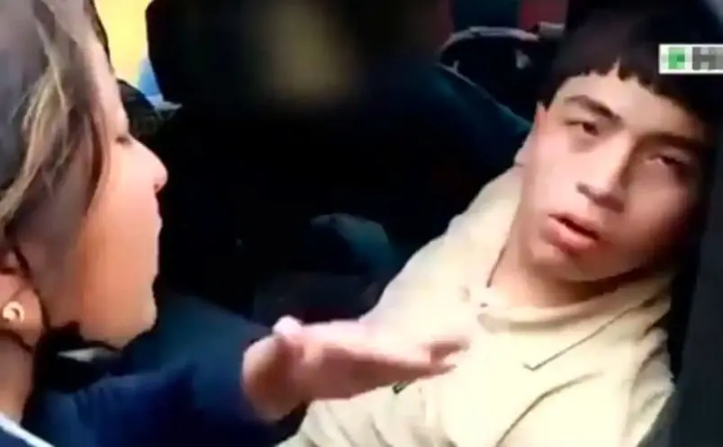 La reacci&oacute;n de la madre tras enterarse que su hijo era un delincuente se volvi&oacute; viral Cr&eacute;ditos: Captura de pantalla