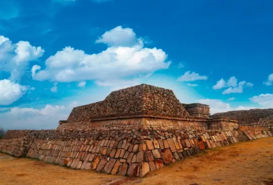  Si la exploración de vestigios antiguos es lo tuyo, te presentamos algunas zonas arqueológicas que puedes visitar en Guanajuato.