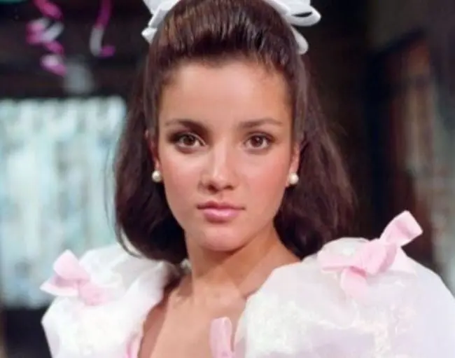 Karla Álvarez | Rosario Muñoz González