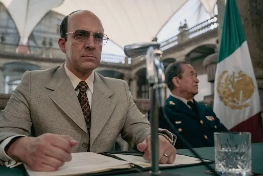 Un Extra&ntilde;o Enemigo Temporada 2 (2022) | 30 de septiembre