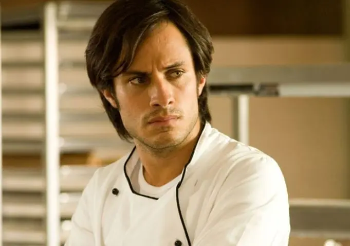 Gael Garc&iacute;a Bernal | V&iacute;ctor