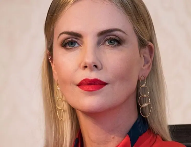 Charlize Theron (7 de agosto)