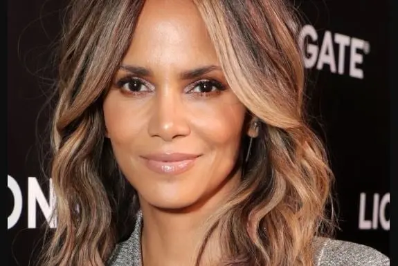 Halle Berry (14 de agosto)
