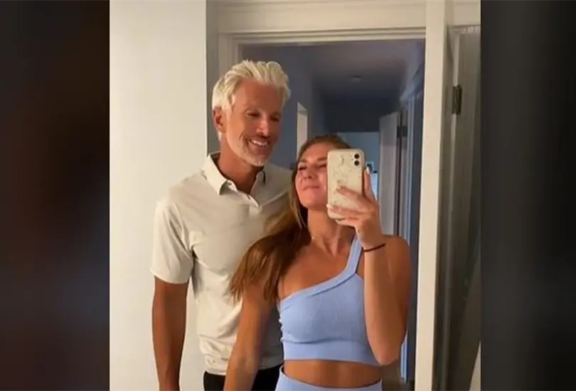 La joven es casi 20 a&ntilde;os menor que su novio. 
