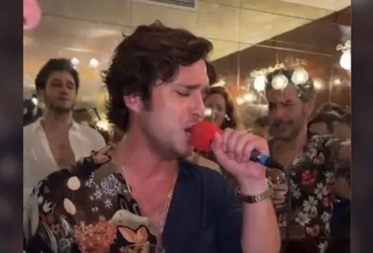 Diego Boneta respondió a las críticas por su video. Diego Boneta respondió a las críticas por su video.