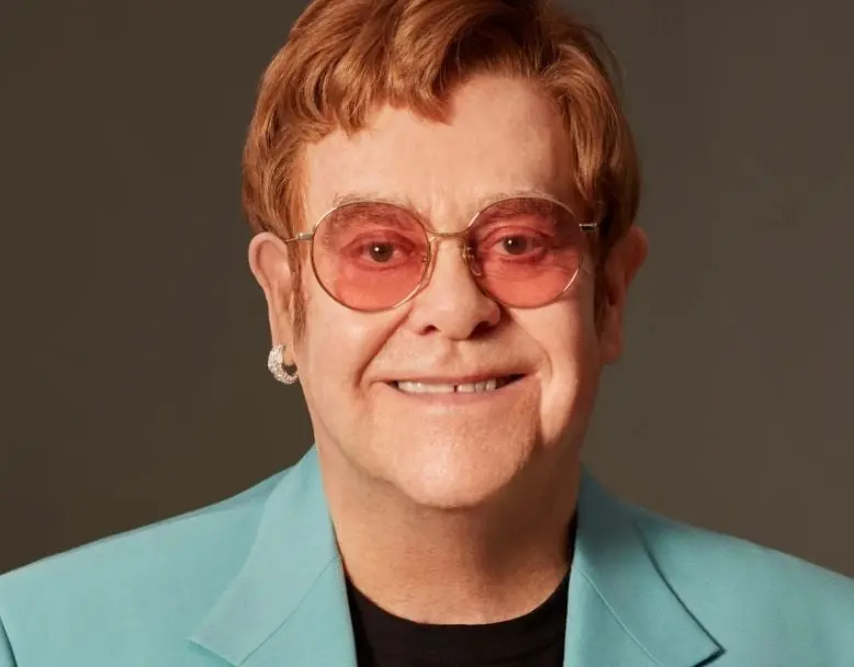 Elton John (25 de marzo)