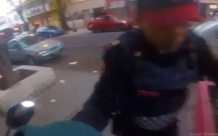 La impresionante persecuci&oacute;n se registr&oacute;  en calles de la alcald&iacute;a Benito Juarez Cr&eacute;ditos: Captura