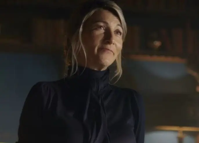 Es la es la esposa de Lord Corlys Velaryon, quien fue descartada como heredera al trono por ser mujer.