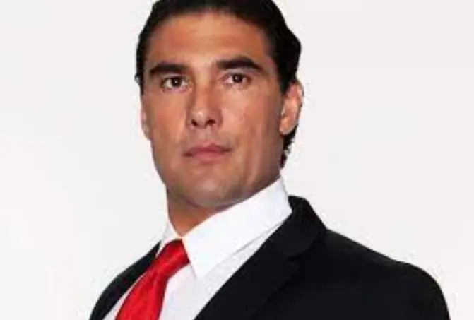 Eduardo Y&aacute;&ntilde;ez | Jos&eacute; &Aacute;ngel Arriaga