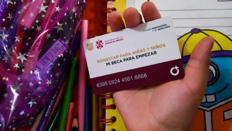 Mi Beca para Empezar se entrega de manera mensual. Foto: Twitter (@Claudiashein).