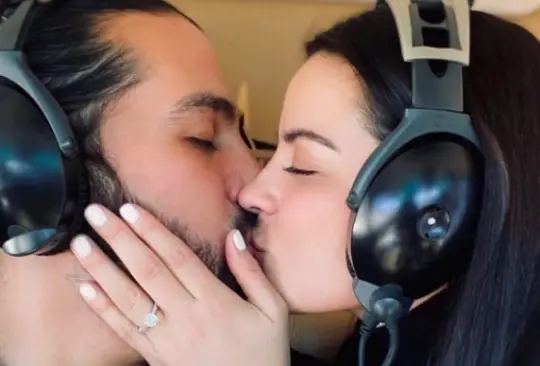 La actriz y el productor se dieron el sí desde las alturas Créditos: Instagram / Maite Perroni La actriz y el productor se dieron el sí desde las alturas Créditos: Instagram / Maite Perroni