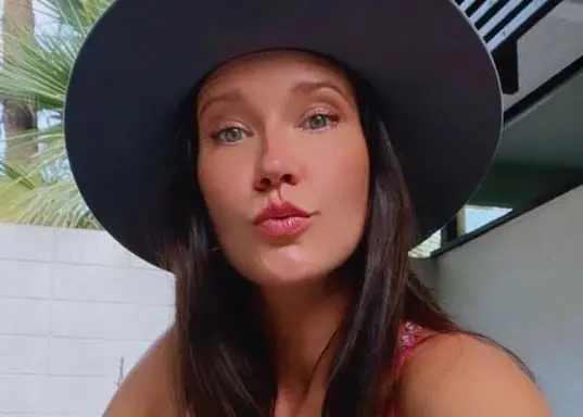 Era una amiga de Hilly.