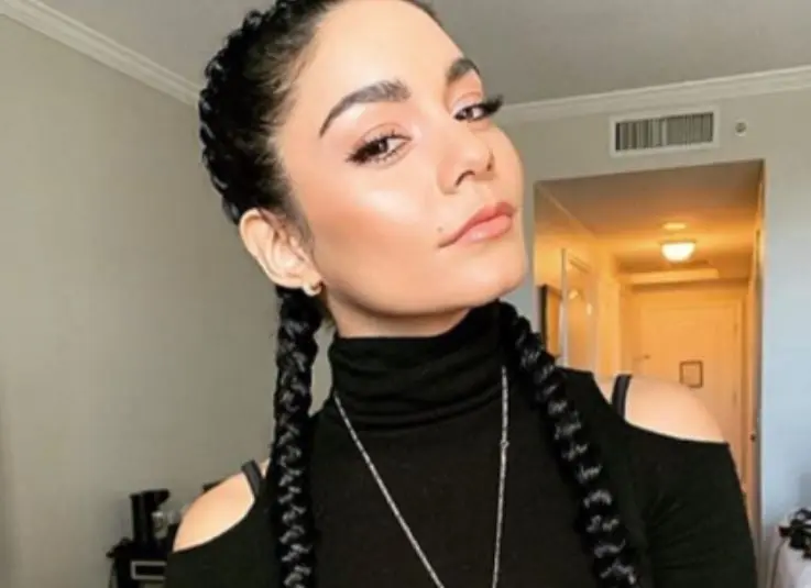 "Todo el mundo intenta meterse en tus asuntos. No me gusta que la gente me mire todo el tiempo y no quiero que me sigan', afirmó.