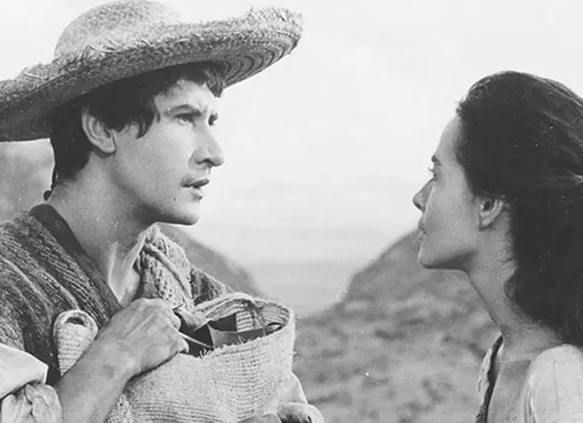 Un aldeano sumamente pobre comparte un pavo con la Muerte, quien en agradecimiento, le entrega un agua curativa con la que har&aacute; milagros.